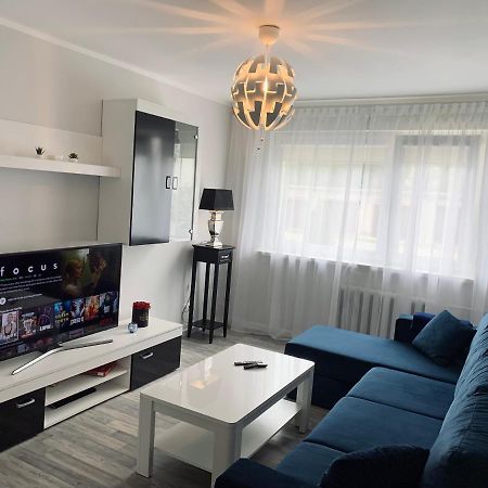 You'Ll Love This Large Apartment! Free Parking! Tallinn Kültér fotó