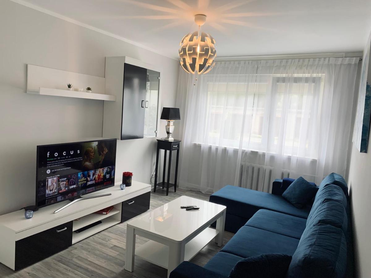 You'Ll Love This Large Apartment! Free Parking! Tallinn Kültér fotó